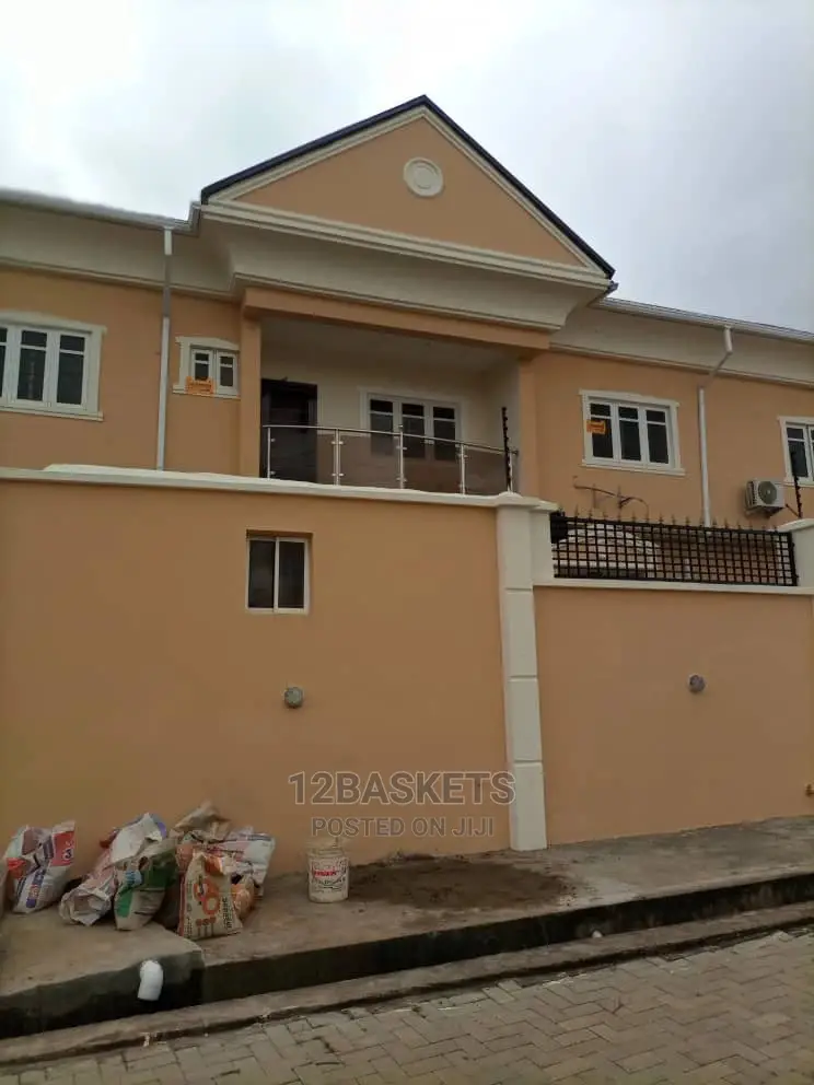 Furnished 4bdrm Duplex in Magodo Phase 1 for rent
