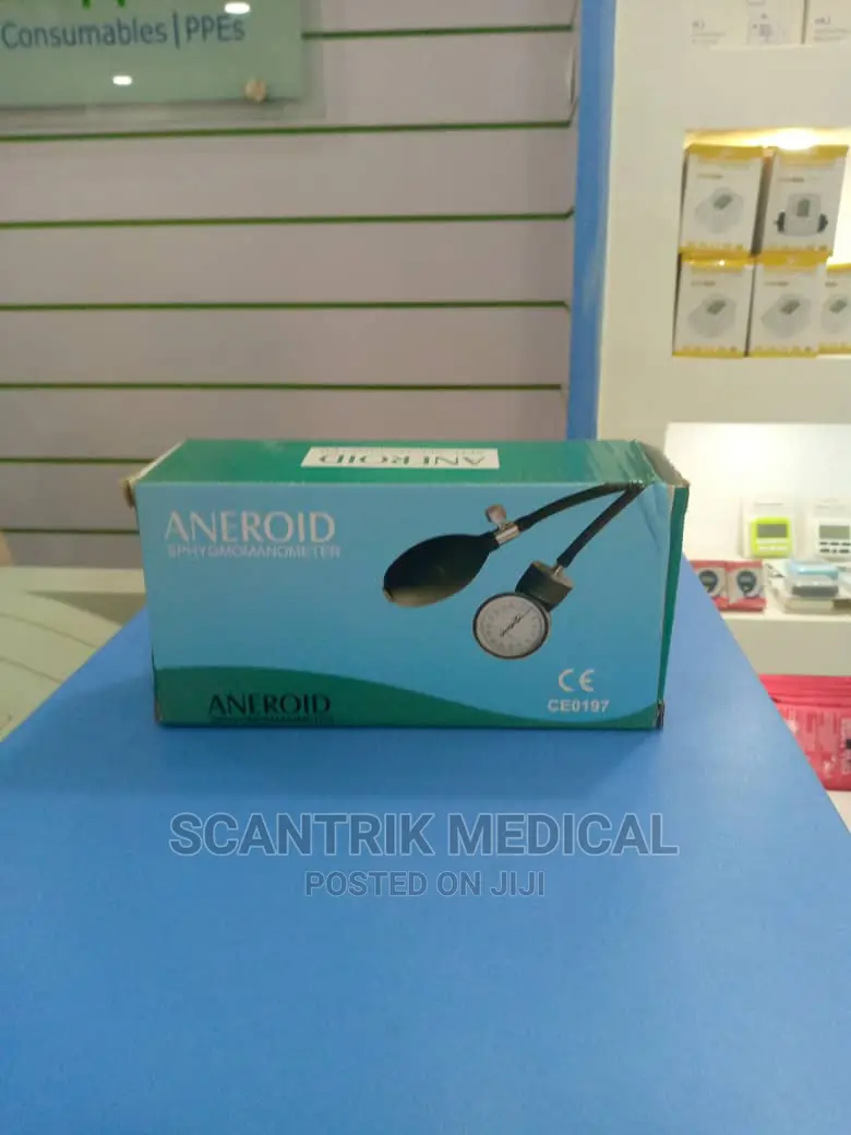 Adult Deluxe Aneroid Sphygmomanometer