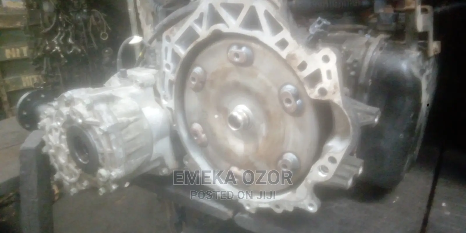 Hyundai Santafy Gear Box 4 Wheel Drive and 2 Wheel Drive
