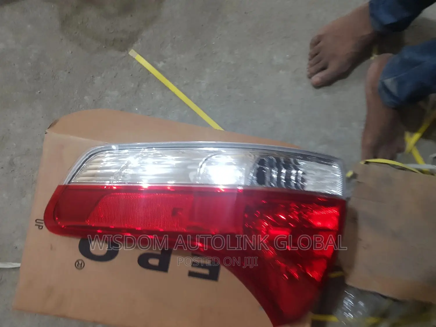 Rearlight/Backlight For Toyota Sienna 2010 To 2014 Depo
