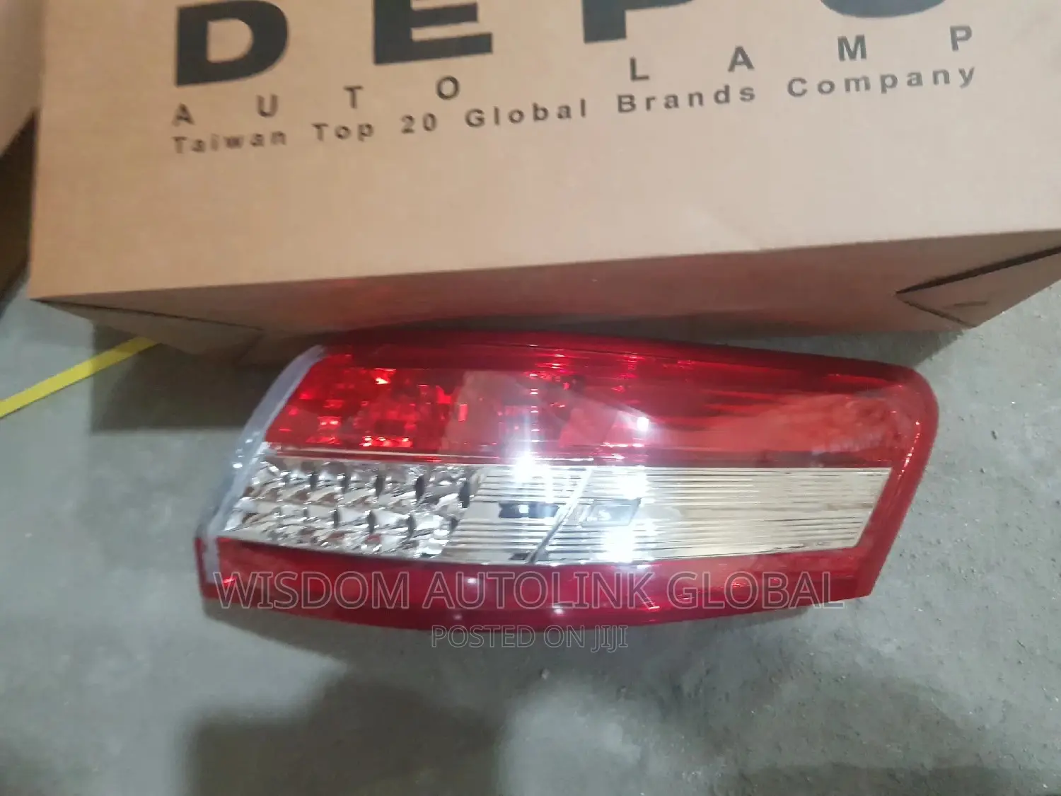 Rearlight for Toyota Camry 2010/11 Depo With Sensor