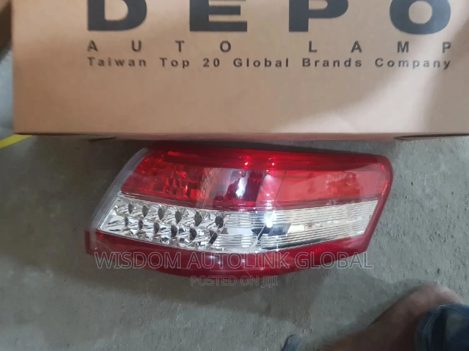 Rearlight for Toyota Camry 2010/11 Depo With Sensor