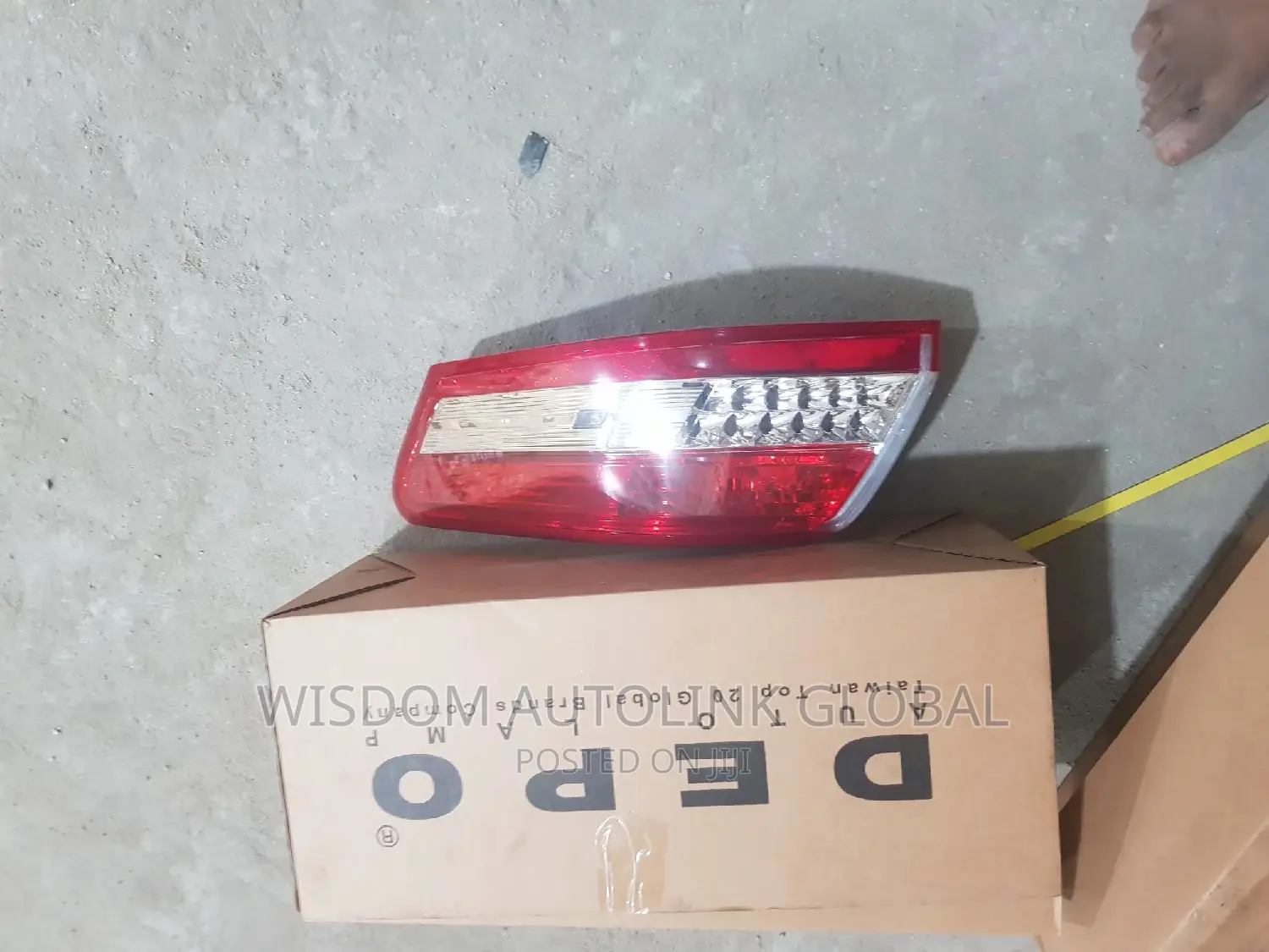 Rearlight for Toyota Camry 2010/11 Depo With Sensor
