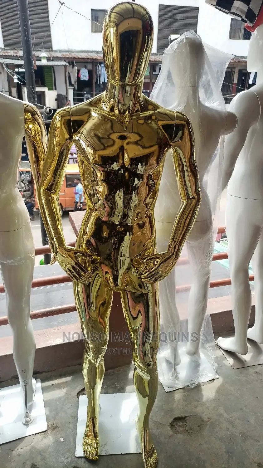 Sf1 Gold Chrome Male Faceless Full Body Mannequin