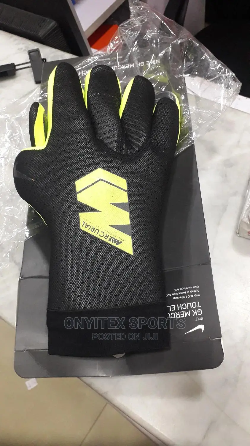 Mercurial Goalkeeper's Gloves