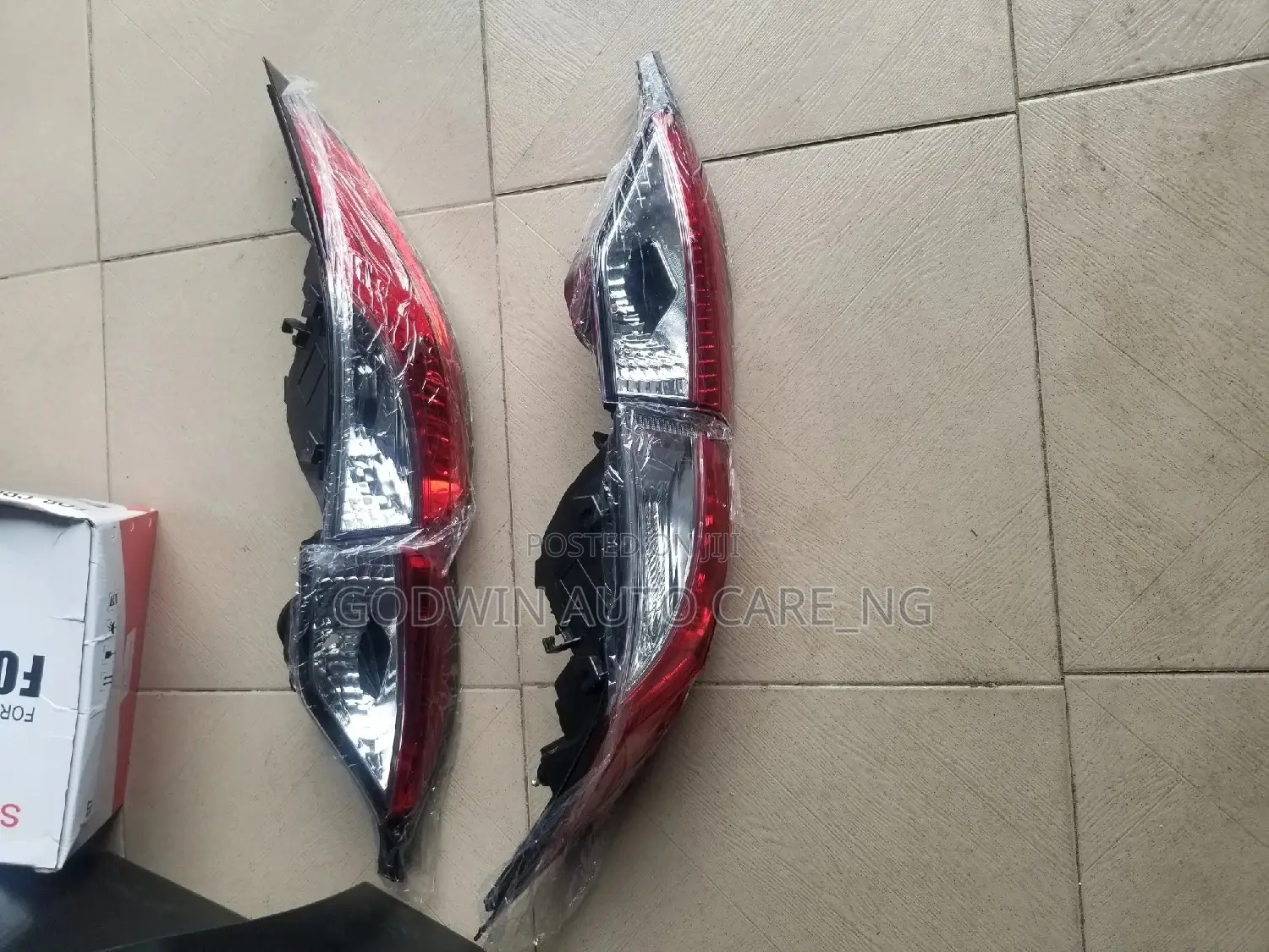 Rear and Booth Light 2020 Toyota Corolla