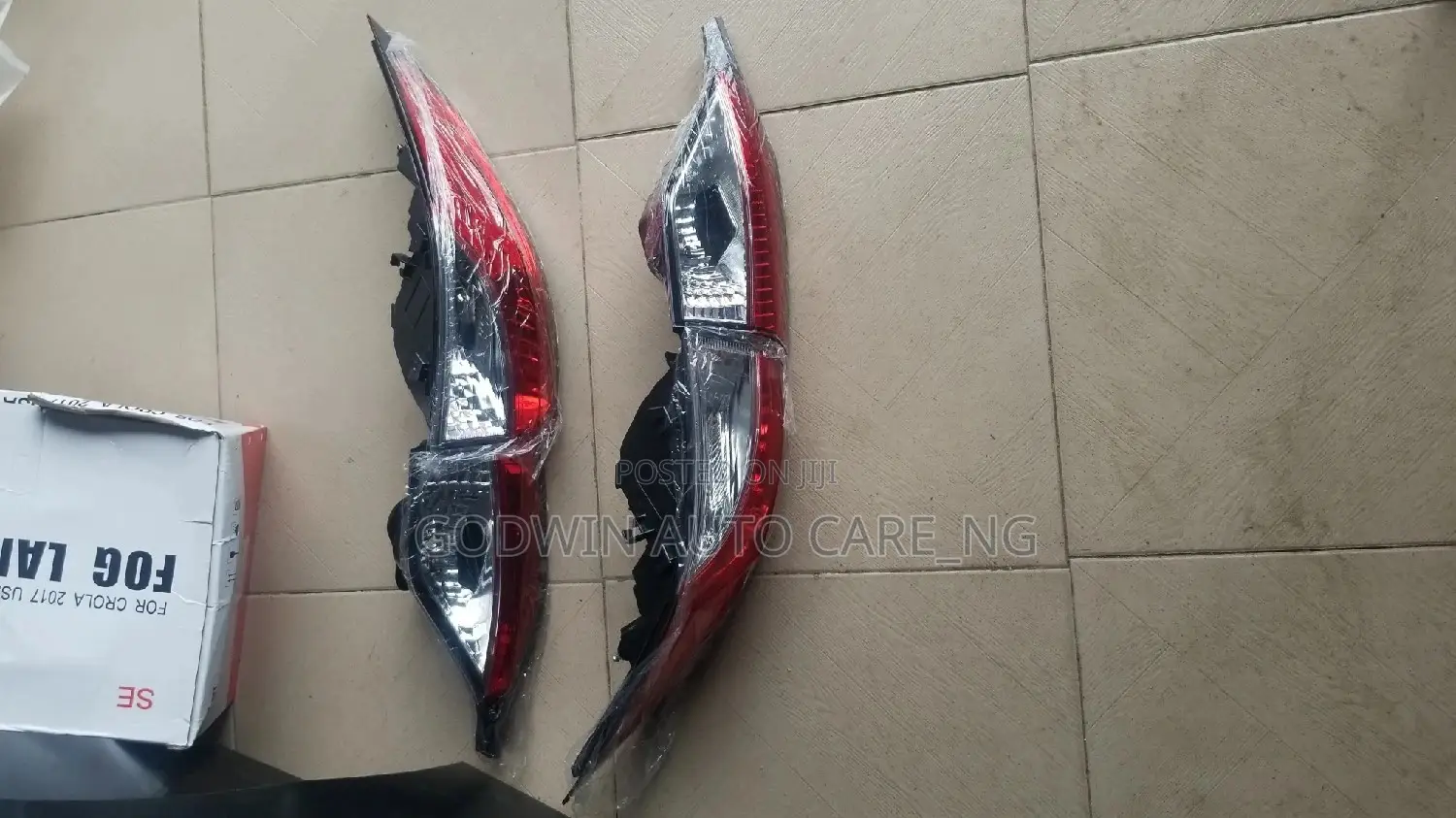 Rear and Booth Light 2020 Toyota Corolla
