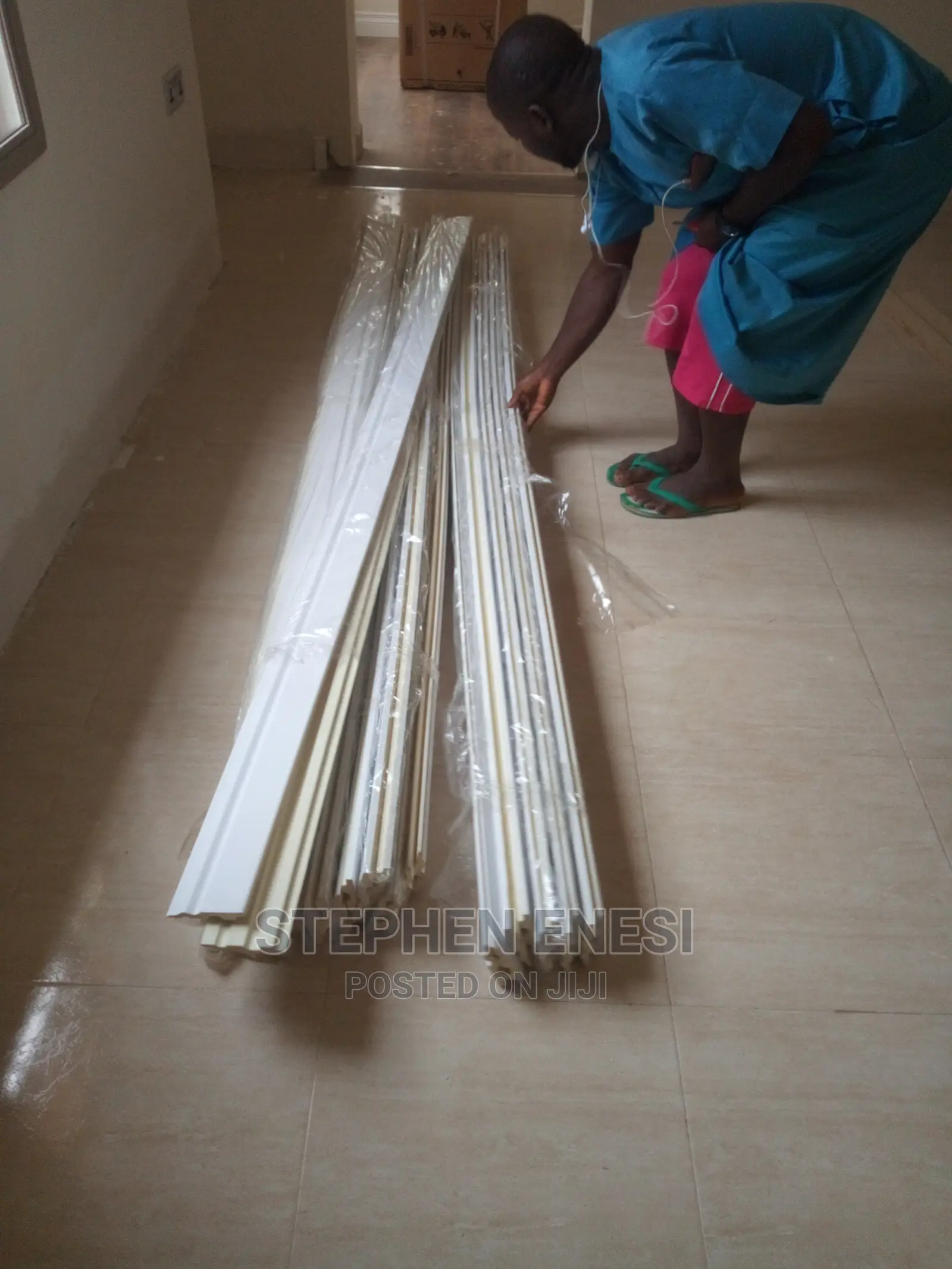 White Fiber Skirtings Cornices