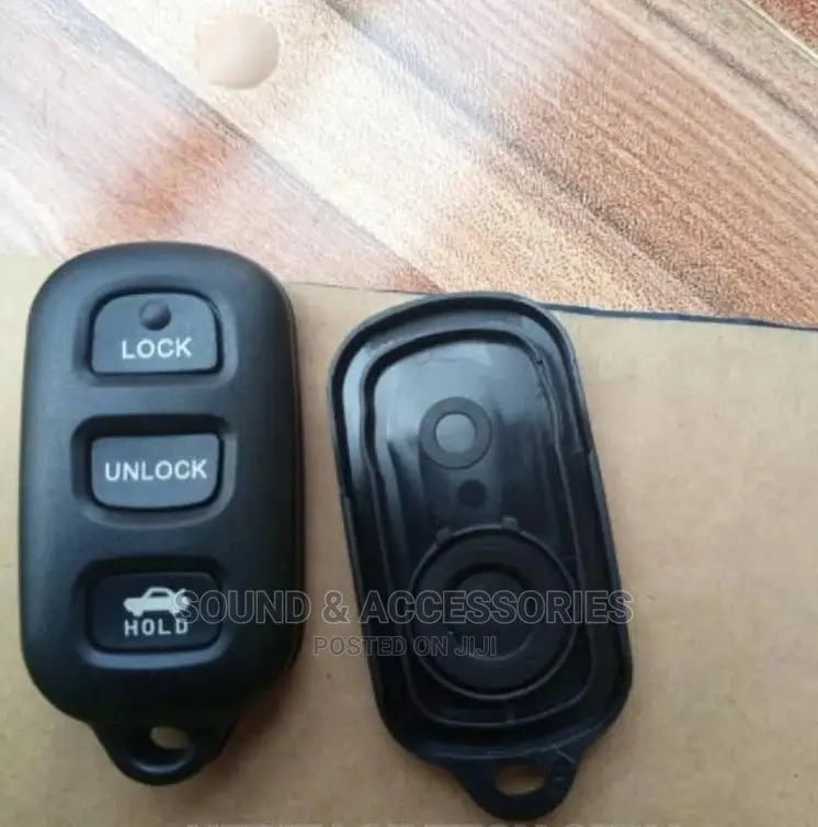 Toyota 3 Buttons Replacement Keyshell