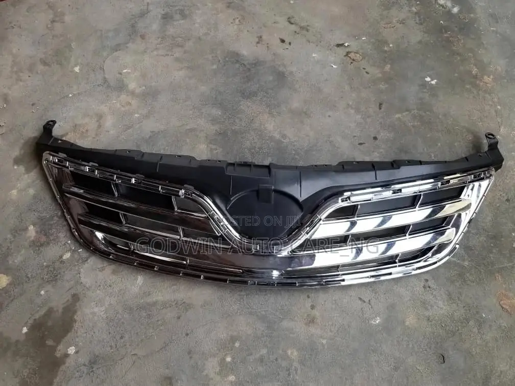 Front Grill Toyota Corolla 2012 Model
