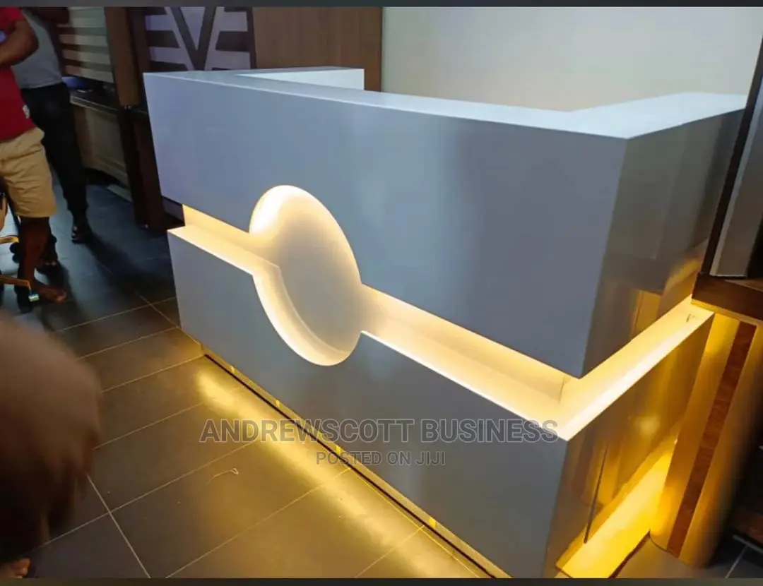 1.6mtrs Receptionist Office Table With Light