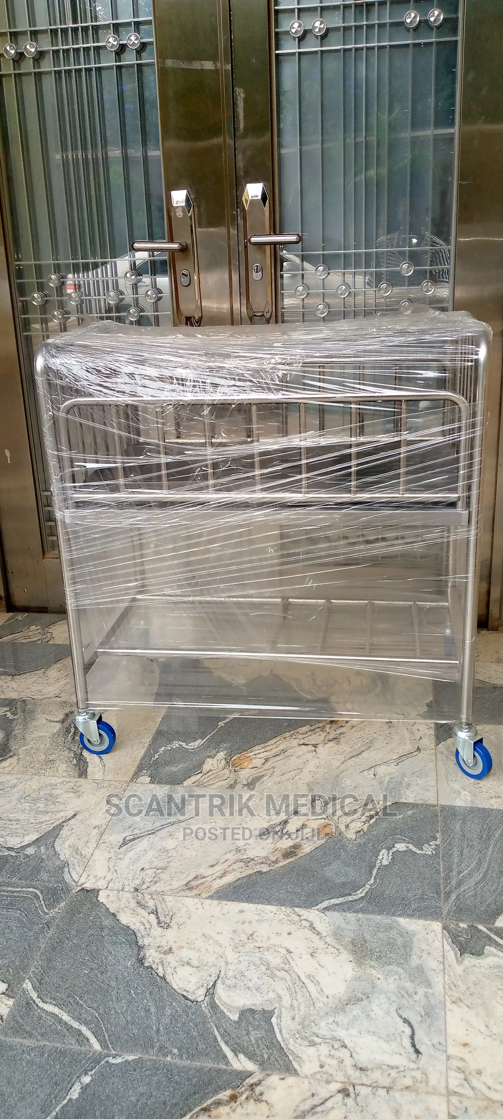 Adjustable Hospital Baby Bed