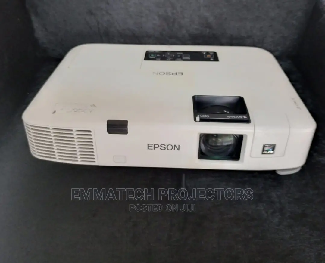 Epson Multimedia Daylight Projector