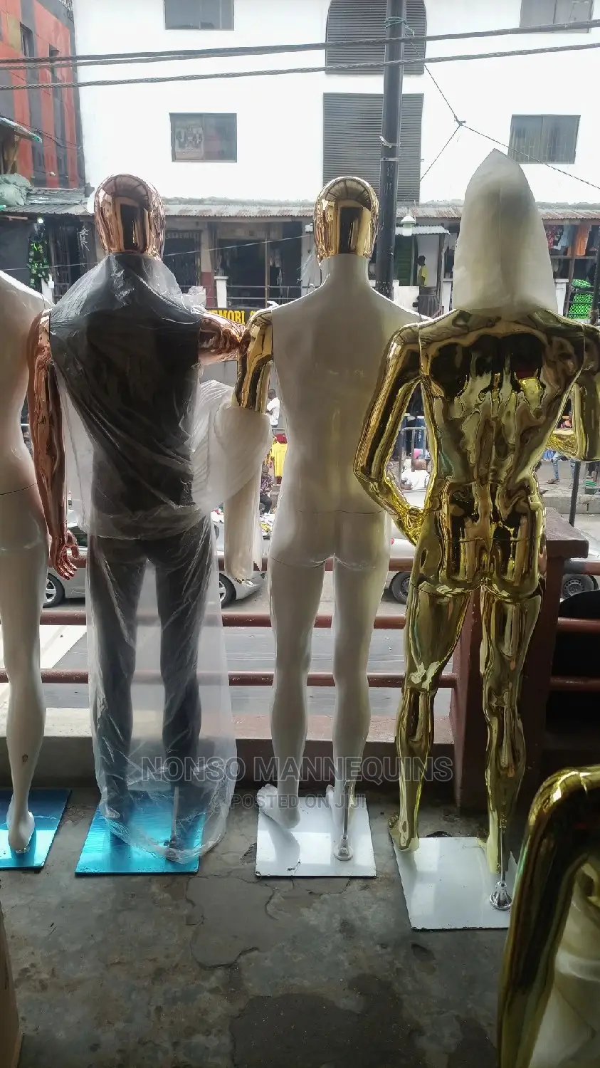All Types of High Quality Fibre Male Display Mannequins
