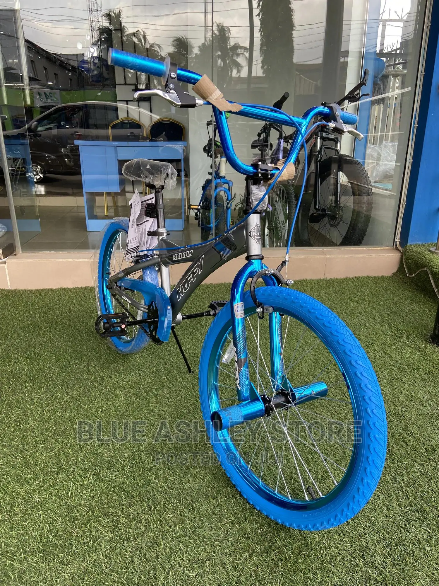 Huffy 20" Radium Metaloid BMX-Style Boys Bike, Blue
