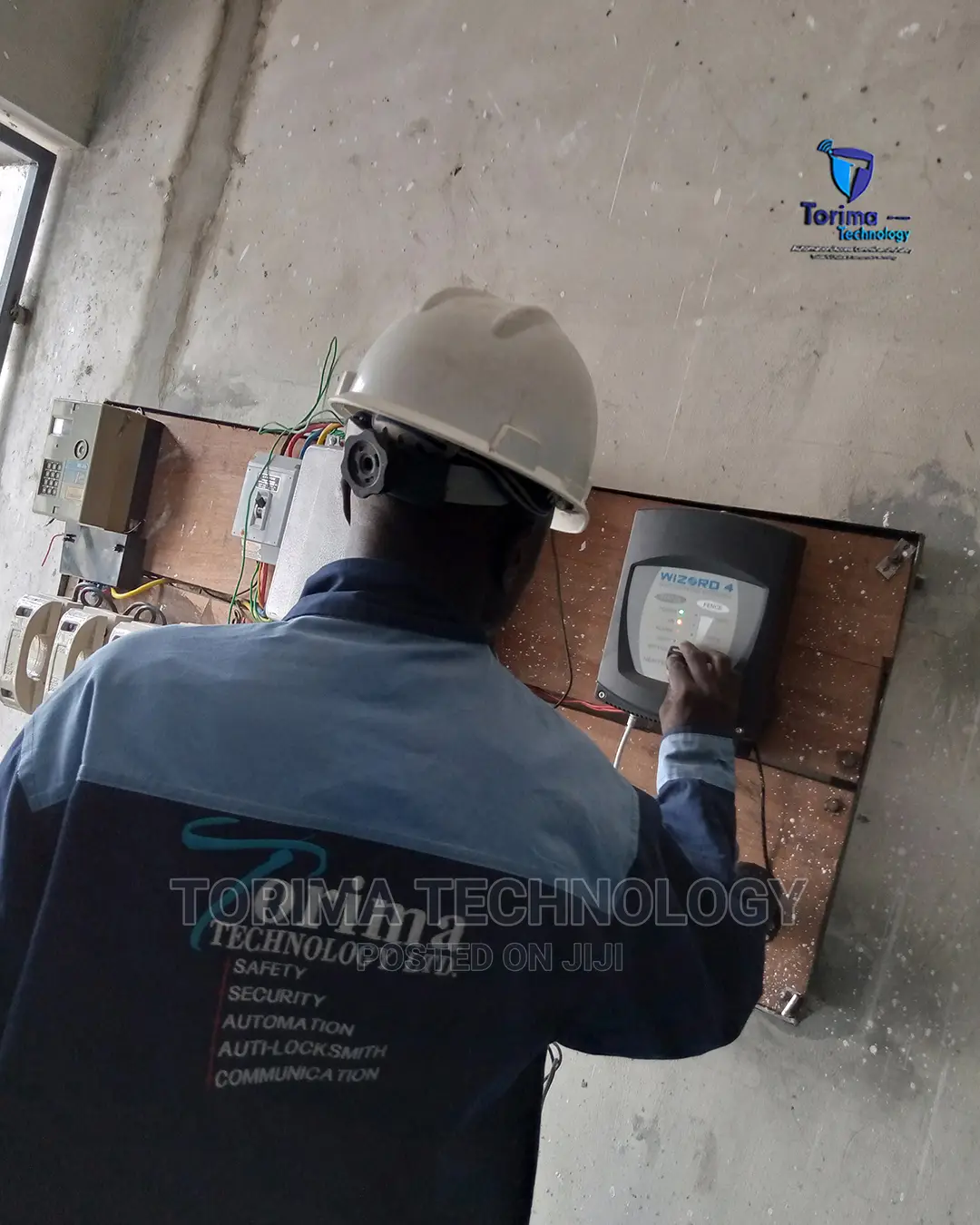 Electric Fence Energizer
