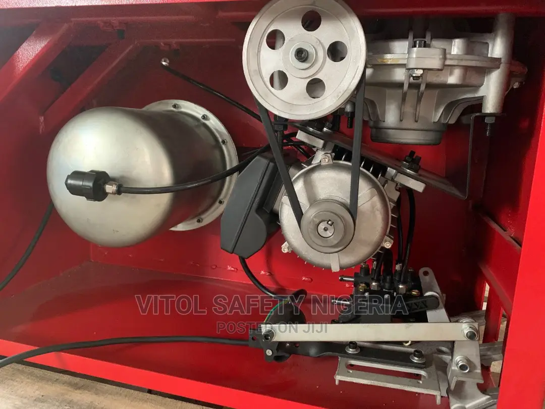 Auto Wheel Balancing Machine (Chigung Sbm96)