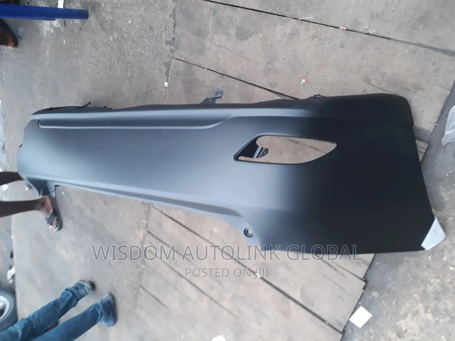 Back Bumper For Lexus Rx350 2010 To 2015 Original