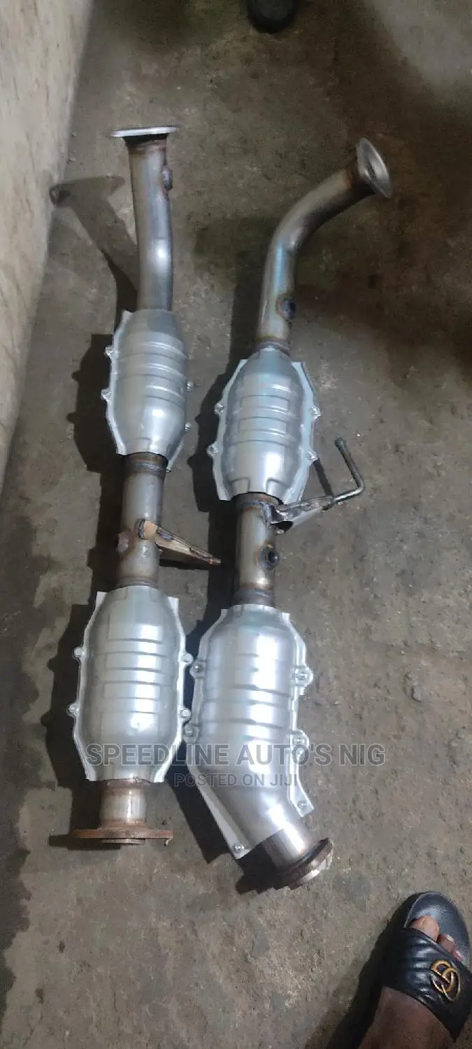 Exhaust Catalytic Toyota Hilux Prado Hiace Bus