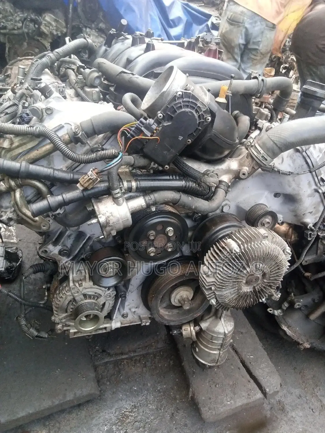 Toyota Sequoia Tundra V8 5.7L Engine