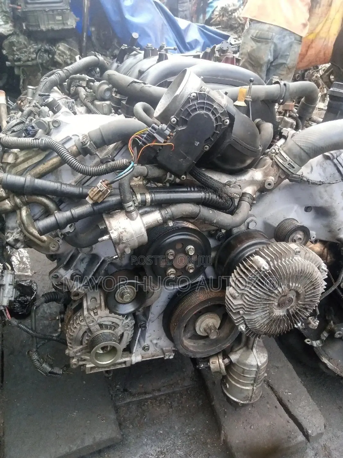 Toyota Sequoia Tundra V8 5.7L Engine