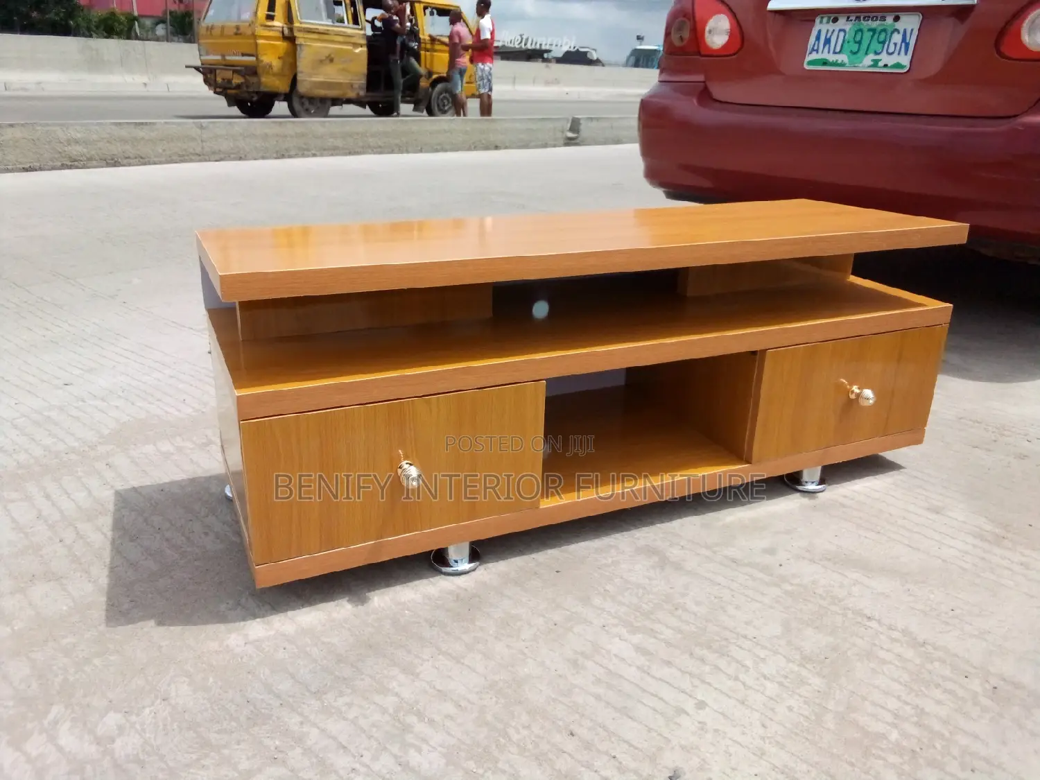 4ft Wooden TV Stand