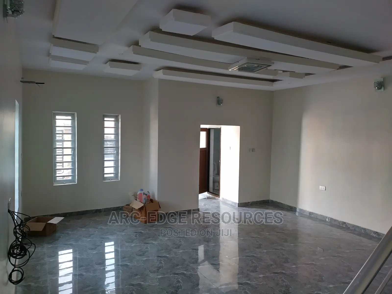 5bdrm Duplex in Apple Junction for sale