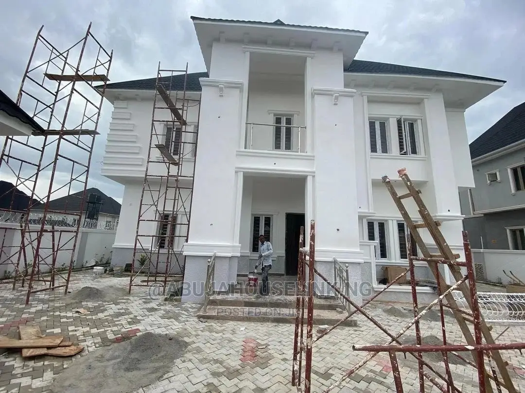 5bdrm Duplex in Efab Metropolis, Gwarinpa for sale