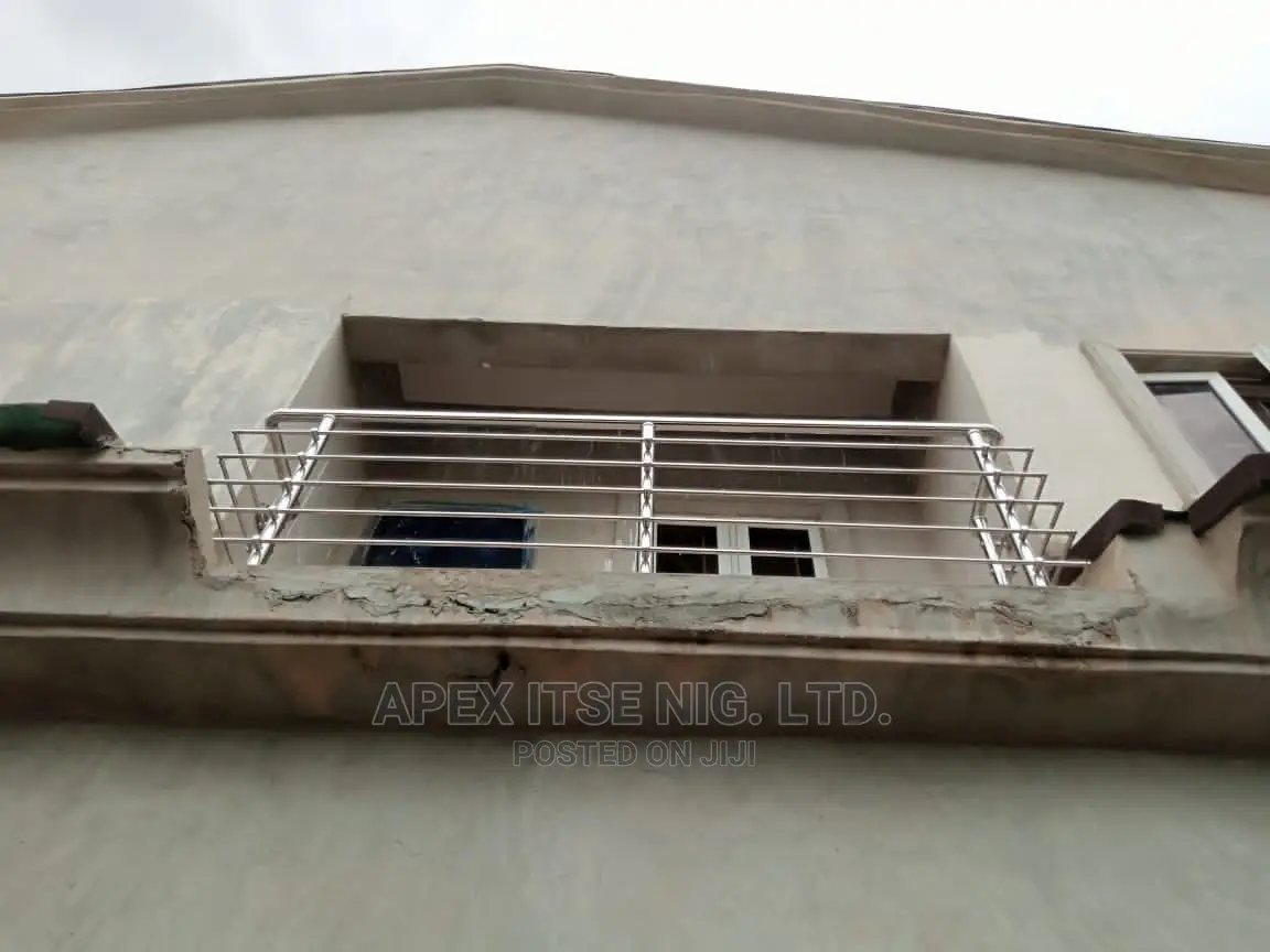 Flexible Stairs Handrail