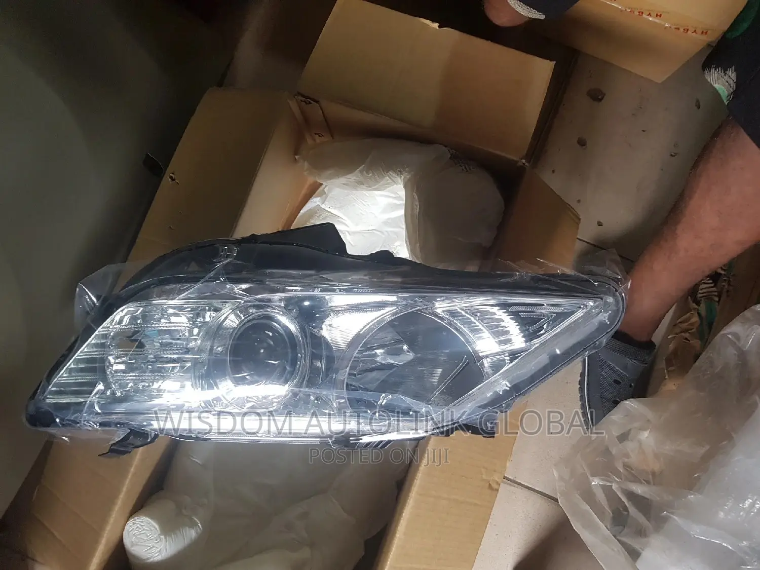 Headlights for Toyota Camry 2012/13 European Spec