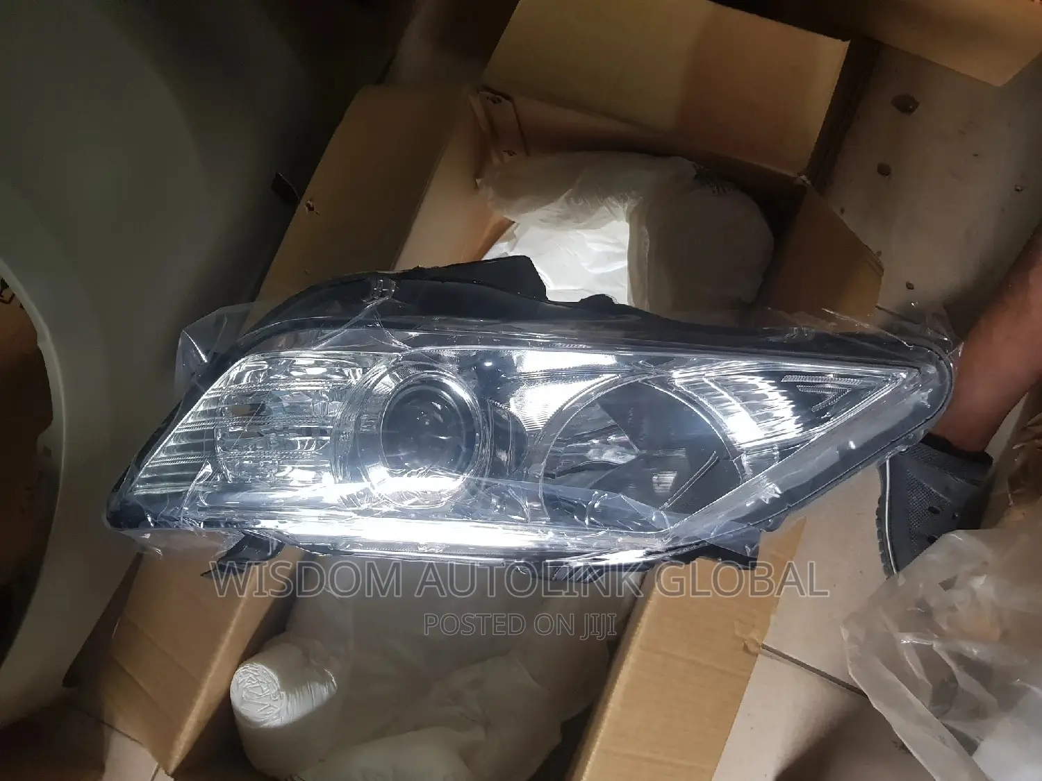 Headlights for Toyota Camry 2012/13 European Spec
