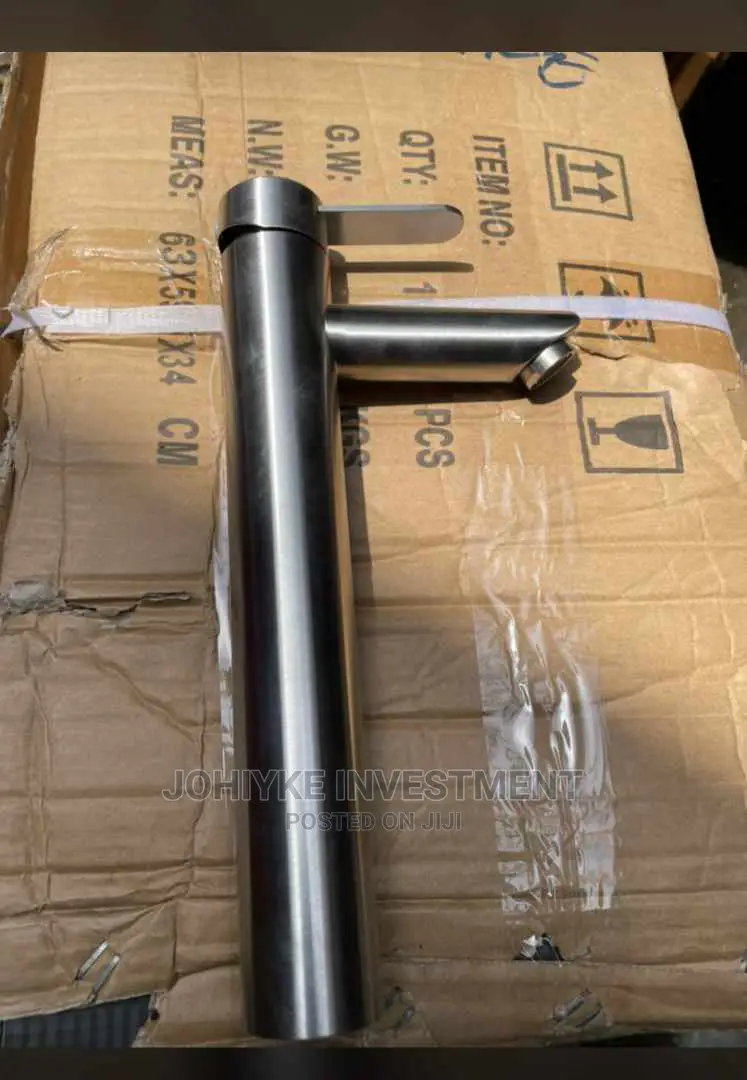 High Quality England Artirust Long Washand Basin Mixer