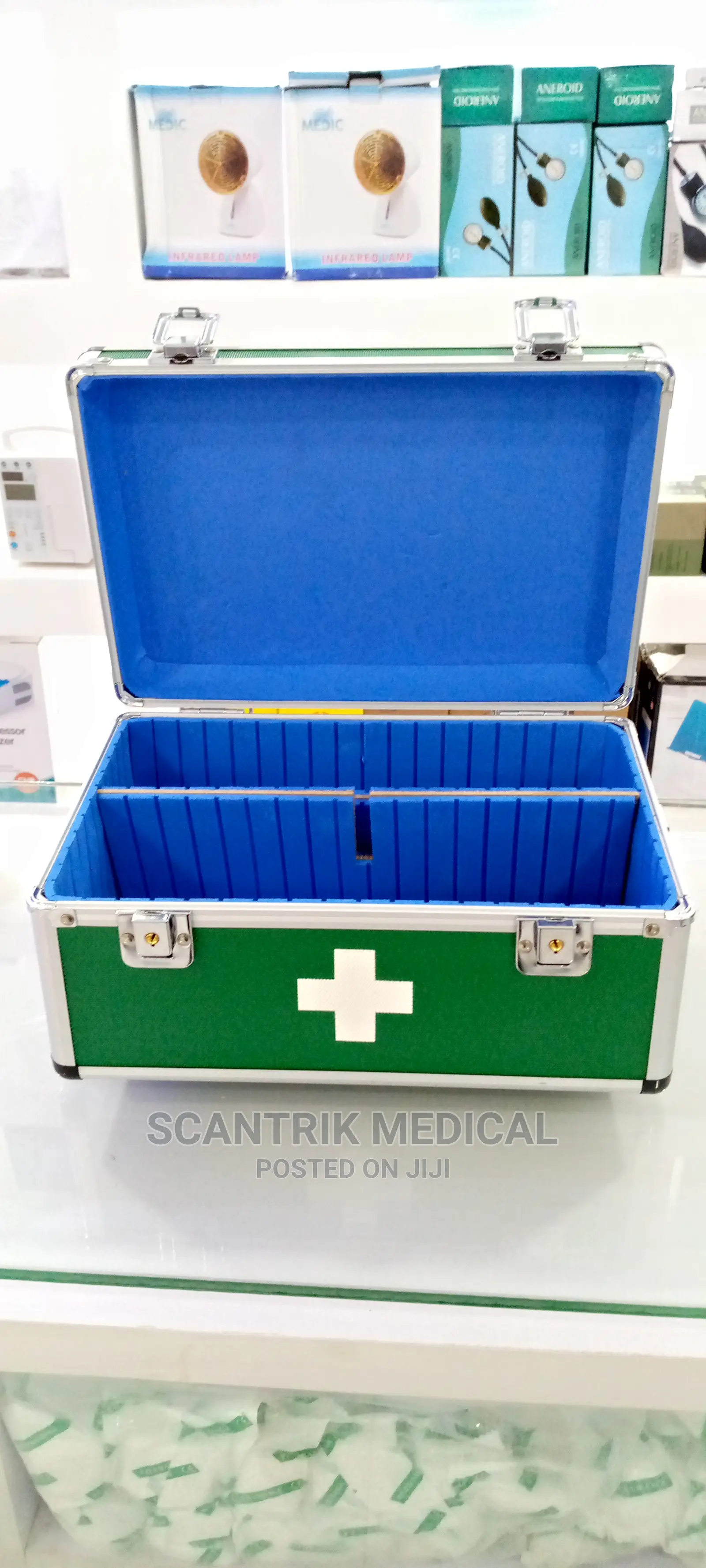 First Aid Box Medium