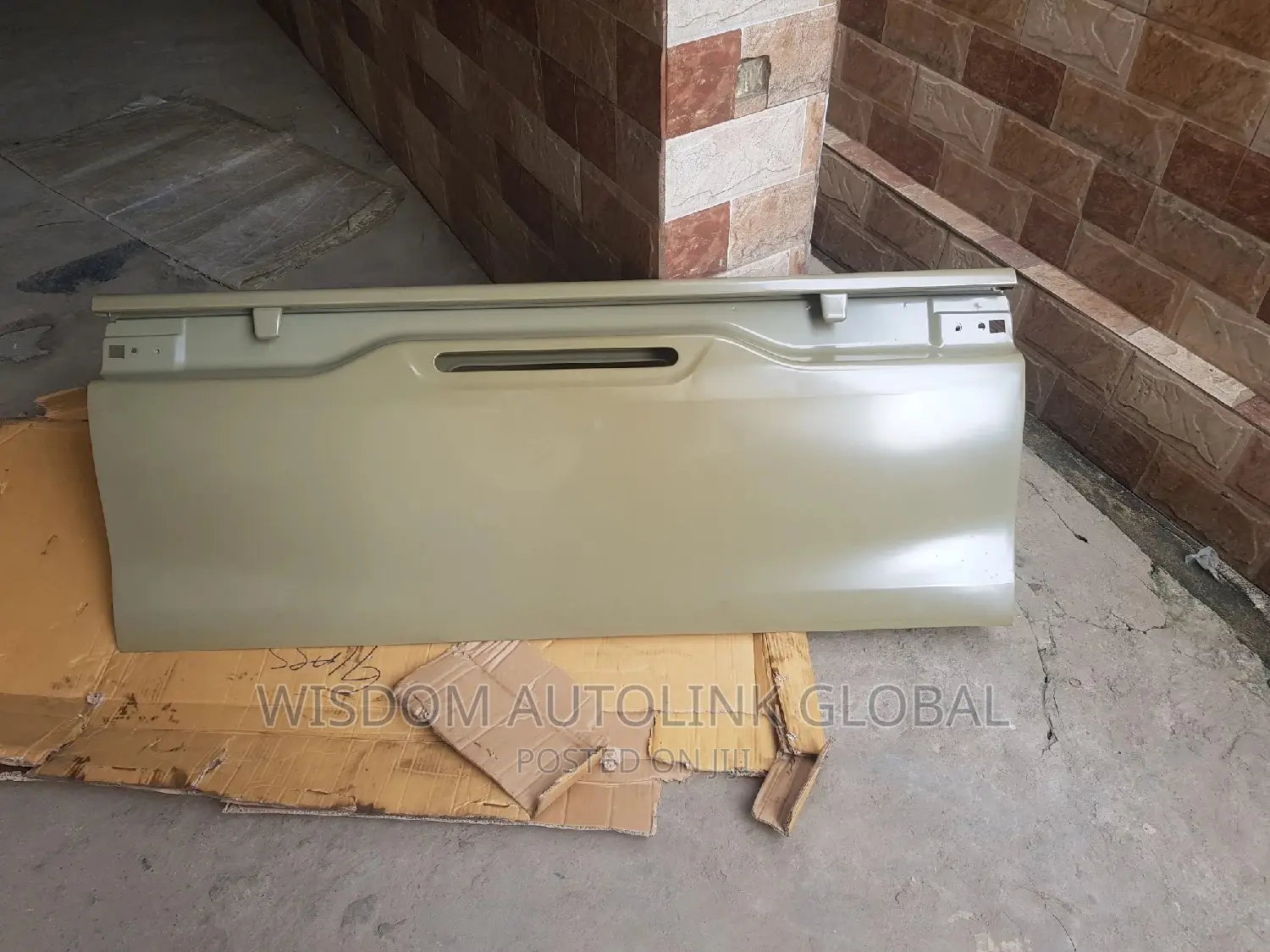 Tailgate Or Boot For Toyota Hilux 2016 Model Side Opening