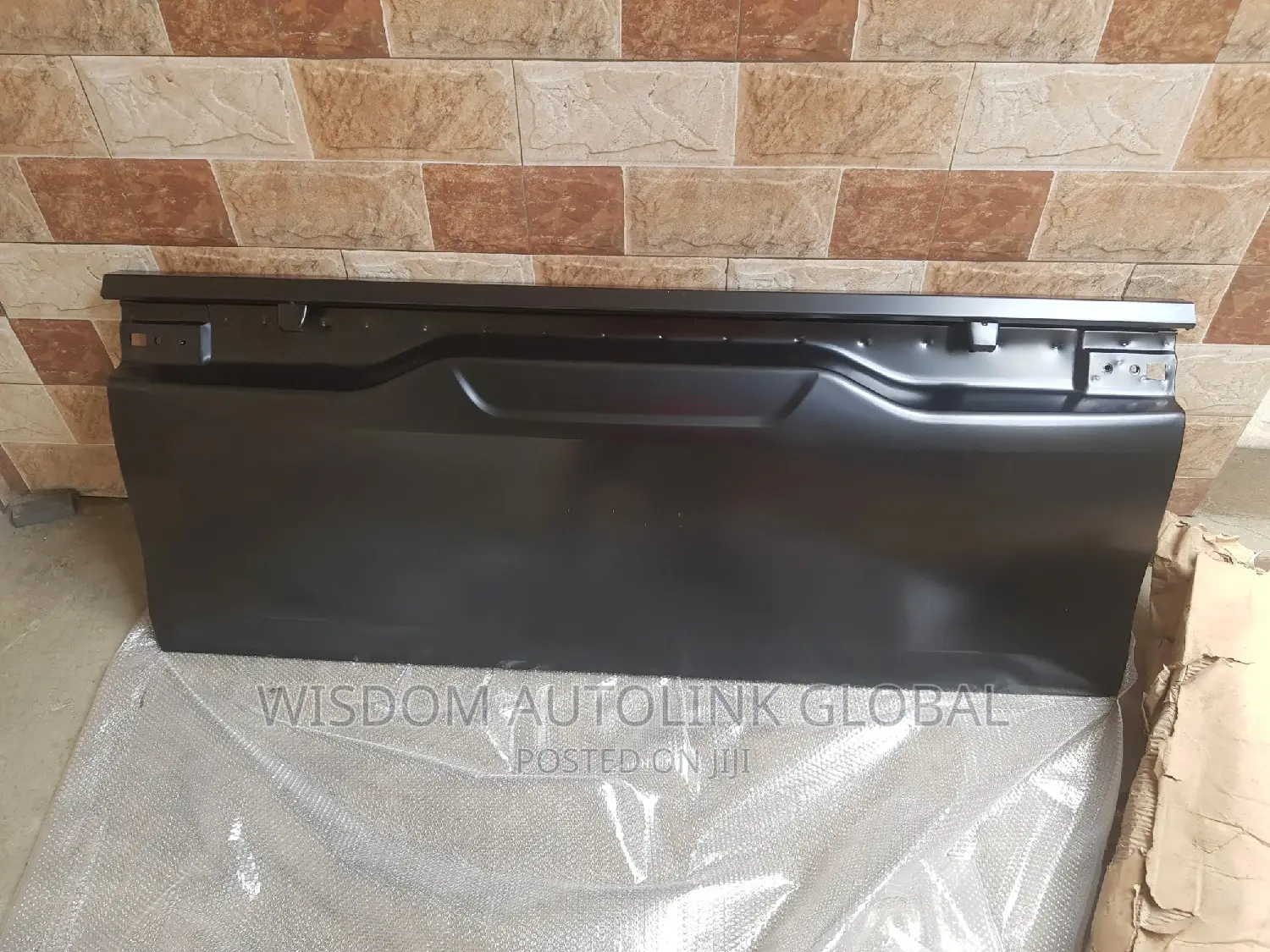 Tailgate Or Boot For Toyota Hilux 2016 Model Side Opening