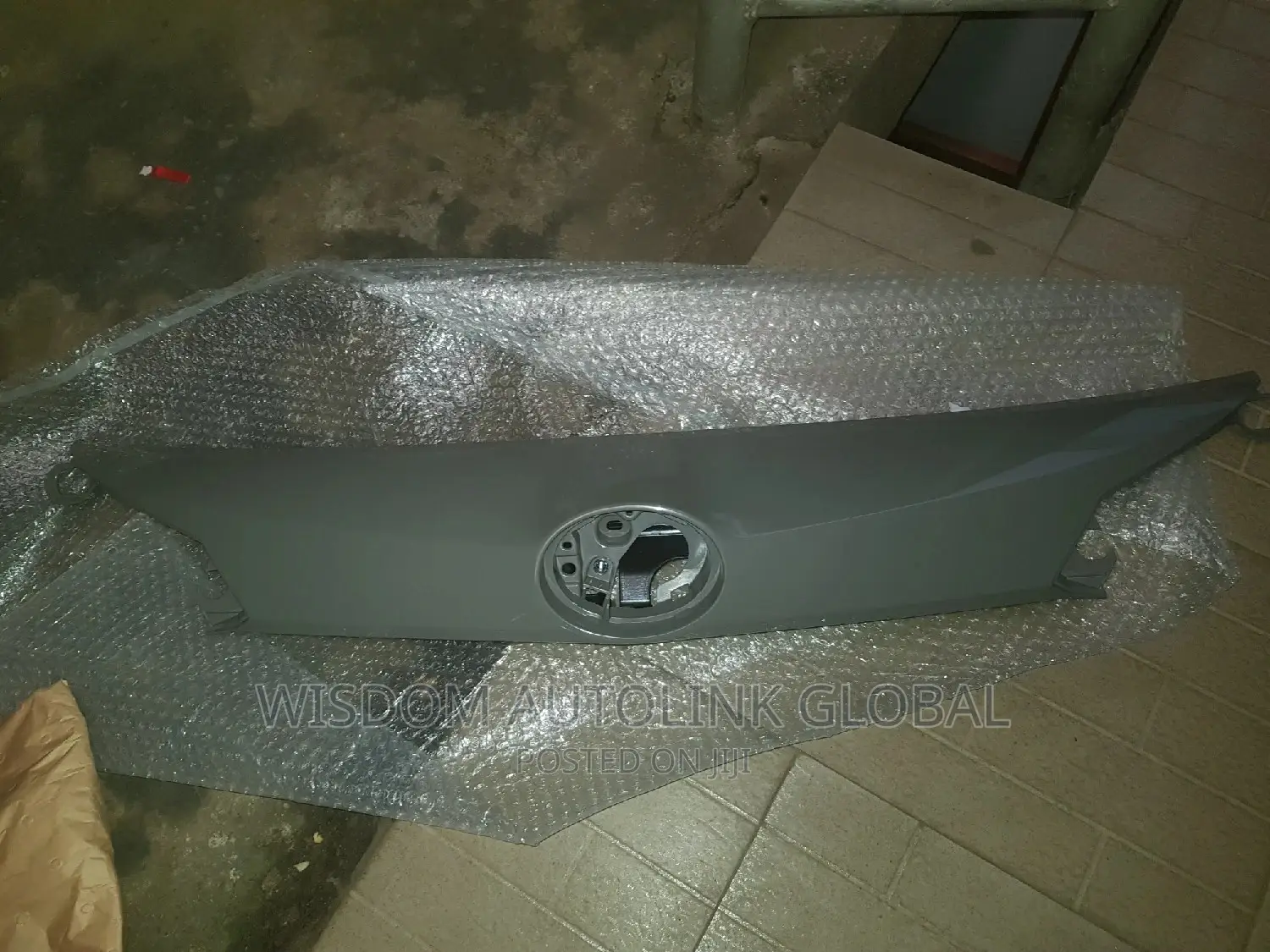 Boot Chrome for Toyota Rav4 2017,201