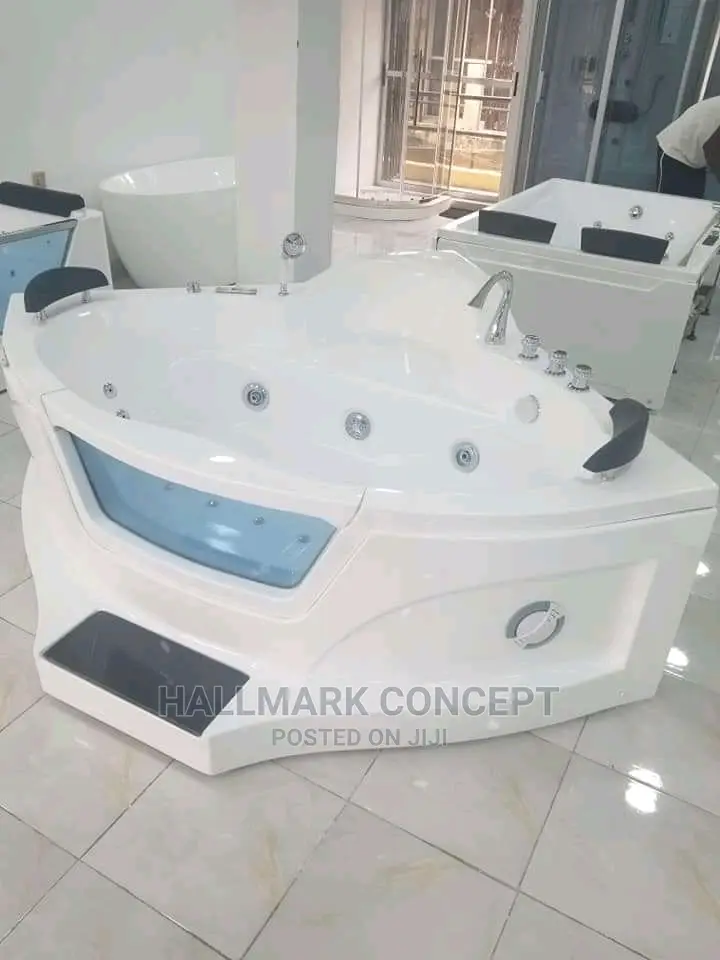 Luxury Jacuzzi Bath Tub