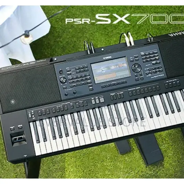Yamaha PSR-SX700 Keyboard