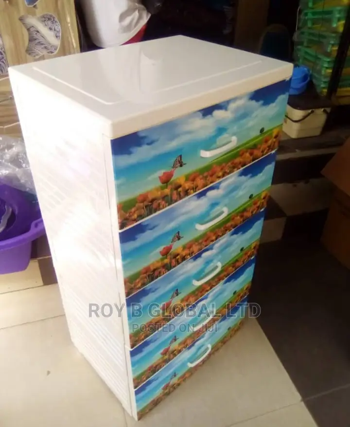 Flowered Baby Wardrobe