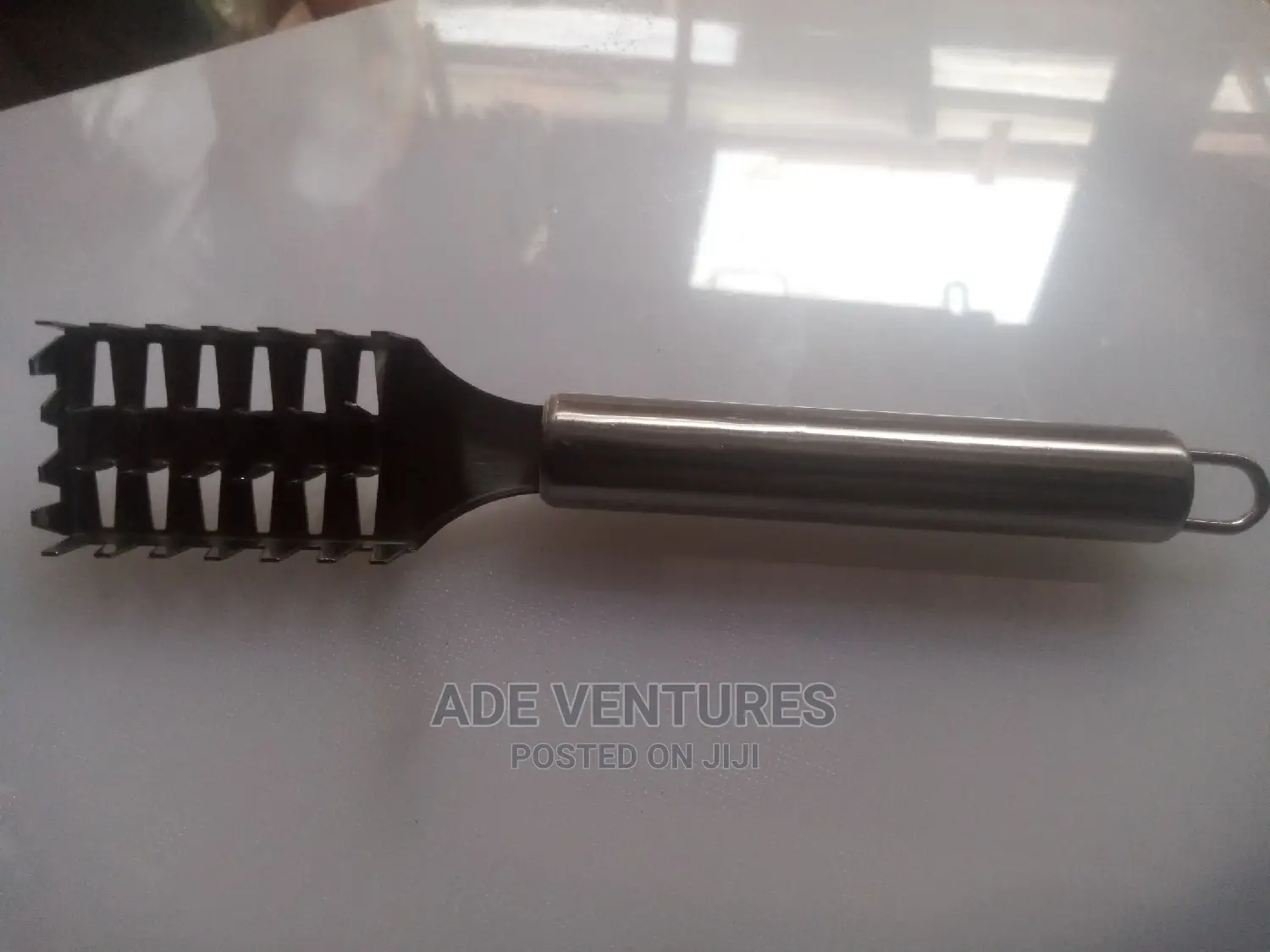 Fish Scaler Remover Fish Scales-Cleaning Brush Scraper
