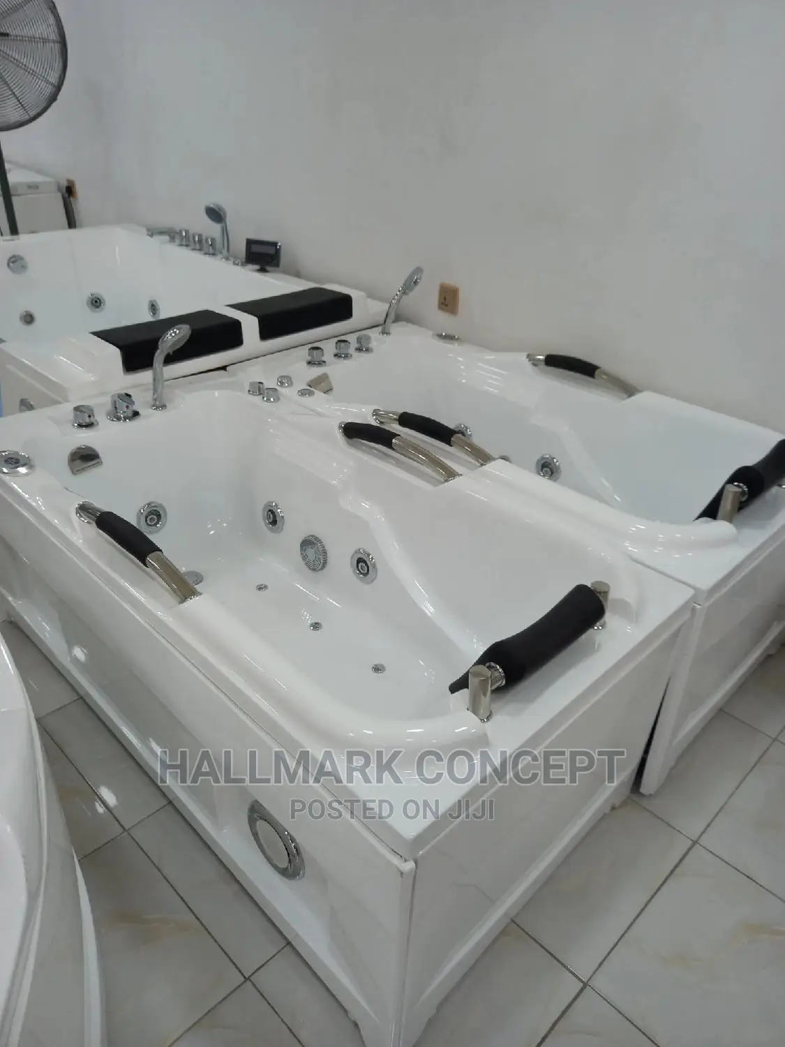 Single Jacuzzi Bath Tubs.