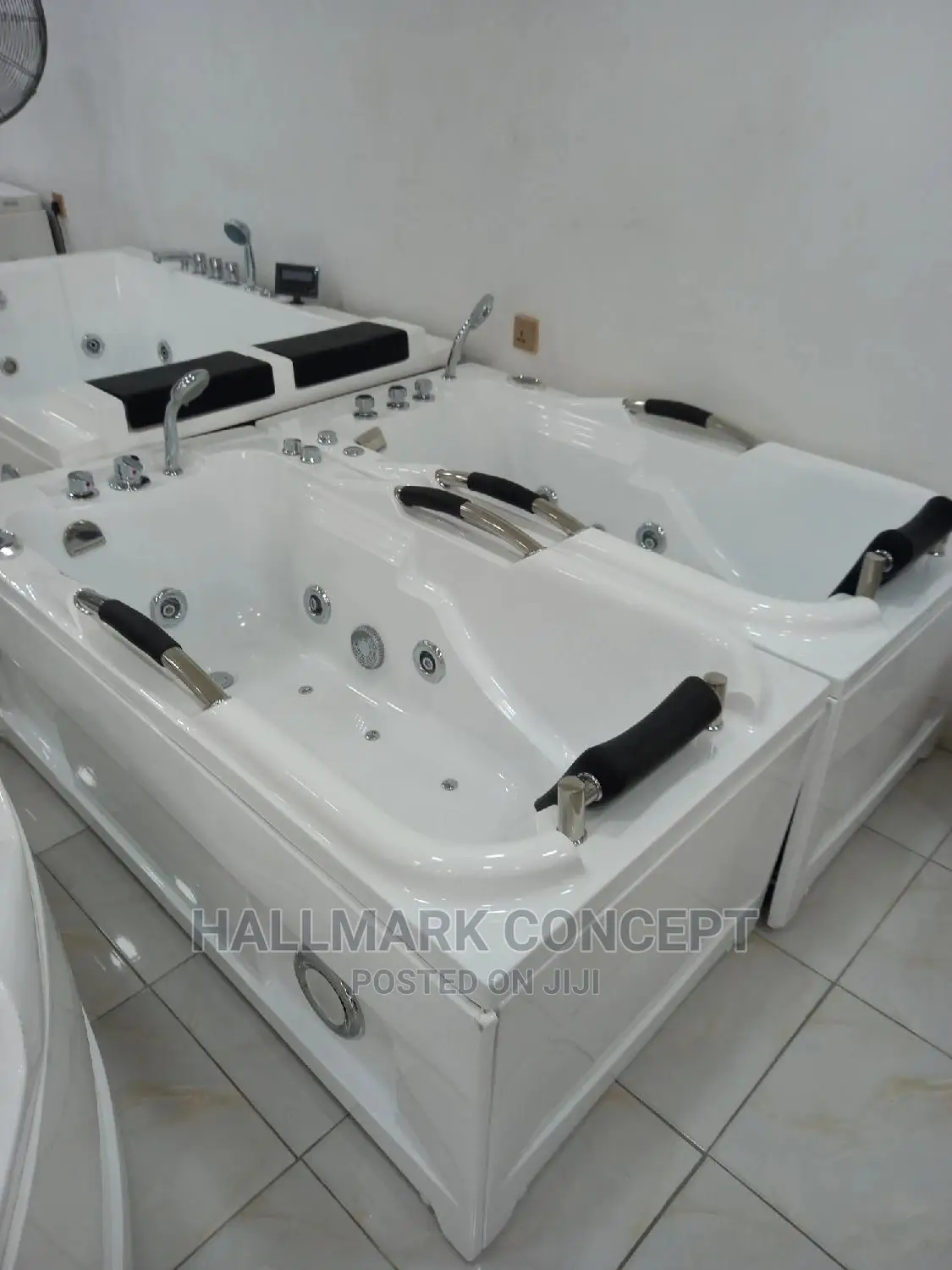 Single Jacuzzi Bath Tubs.
