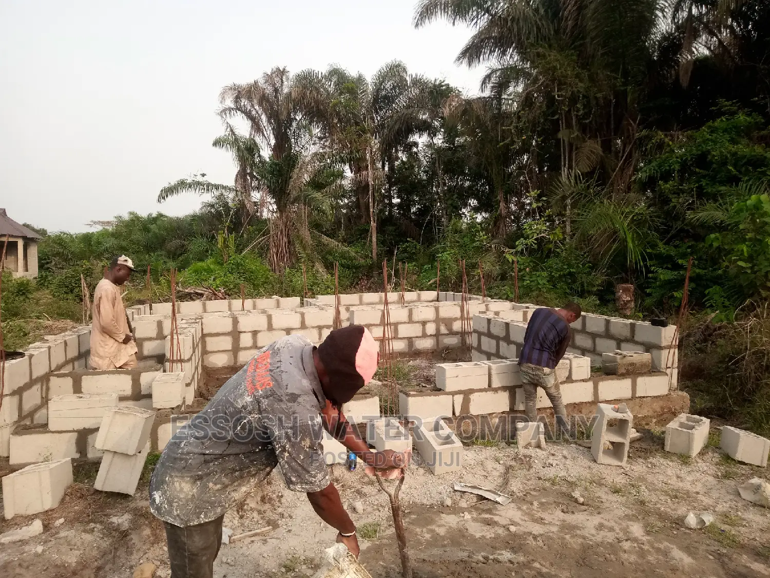 Call for Expart in Building Engineer and Bricklayers