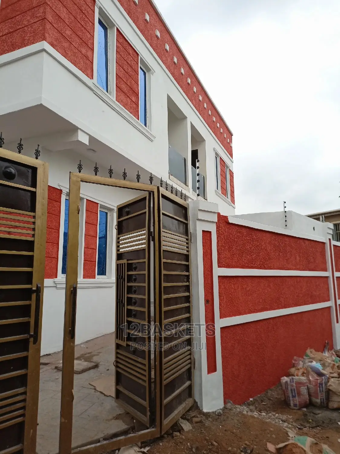 Furnished 4bdrm Duplex in Magodo Phase 1 for sale