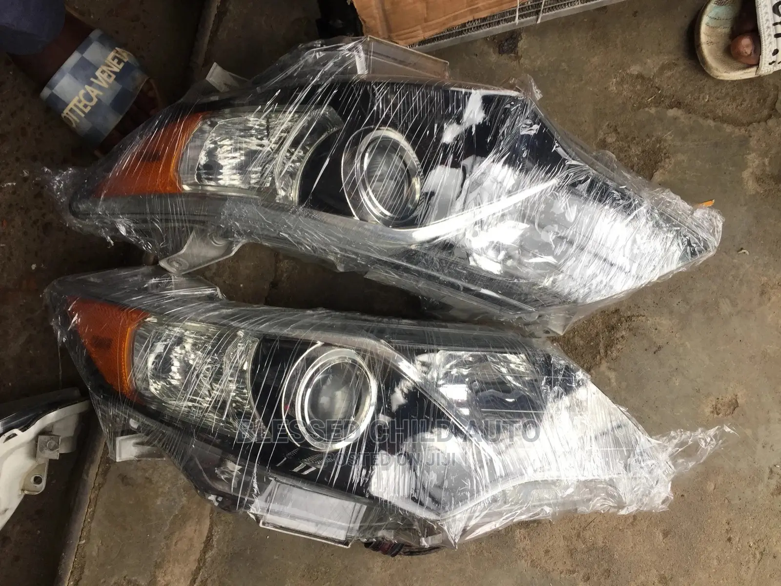 Headlamp Toyota Camry 2013 Spot