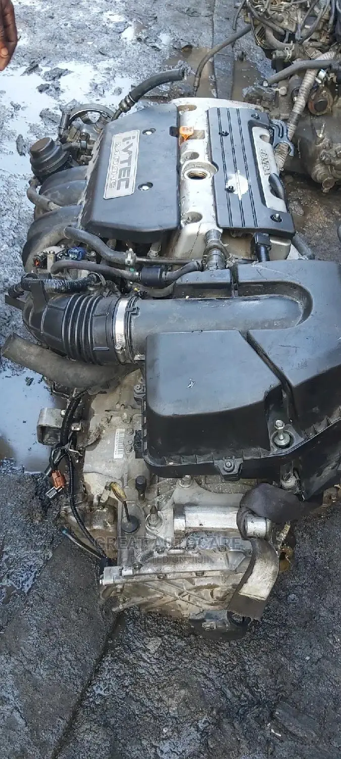 Honda CRV 2003-06 Engines or the Gearbox