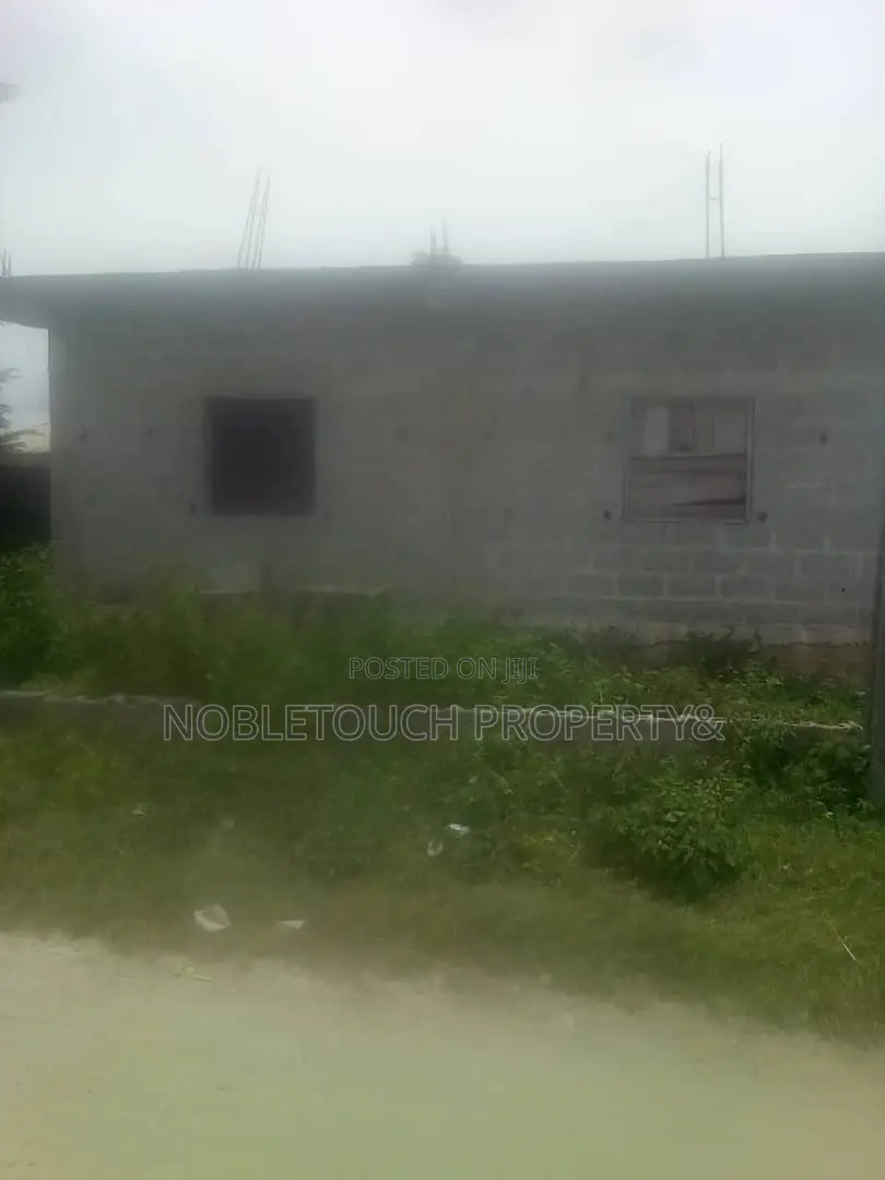 1bdrm Block of Flats in Ajah Lagos, Abraham Adesanya Estate for Sale