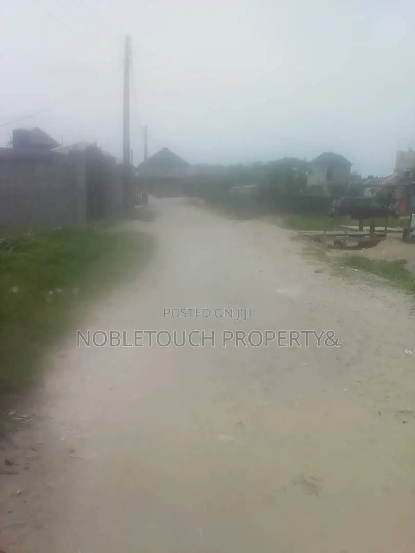 1bdrm Block of Flats in Ajah Lagos, Abraham Adesanya Estate for Sale