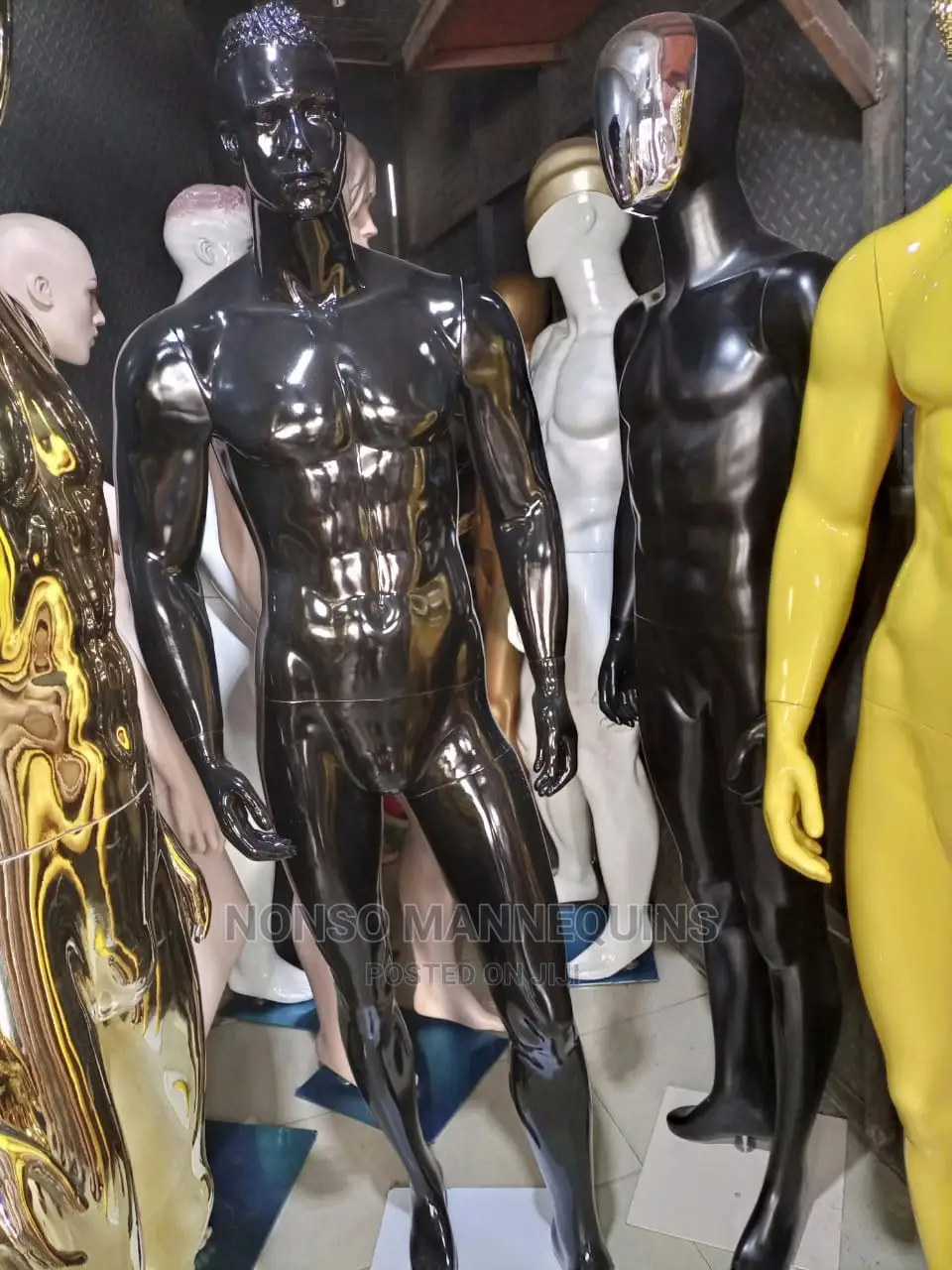 Black Fibre Honey Comb Mlae Mannequins