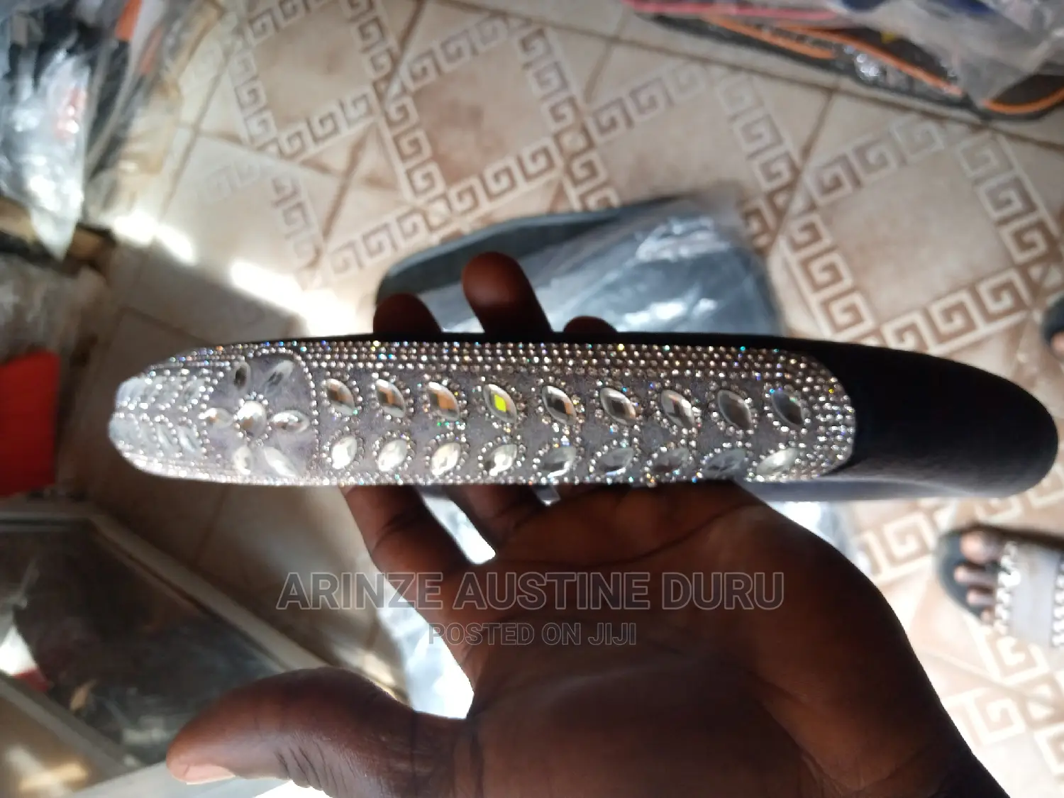 Universal Rug Steering Wheel Cover With Blings